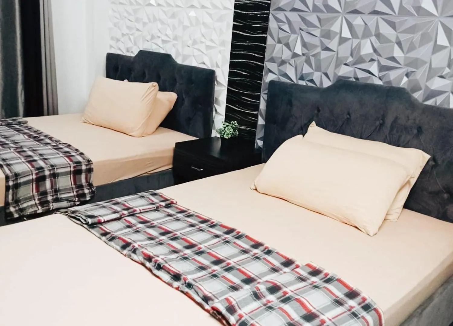 Premier Staycation At Shore 1 Moa By Zurich Property Management contacts