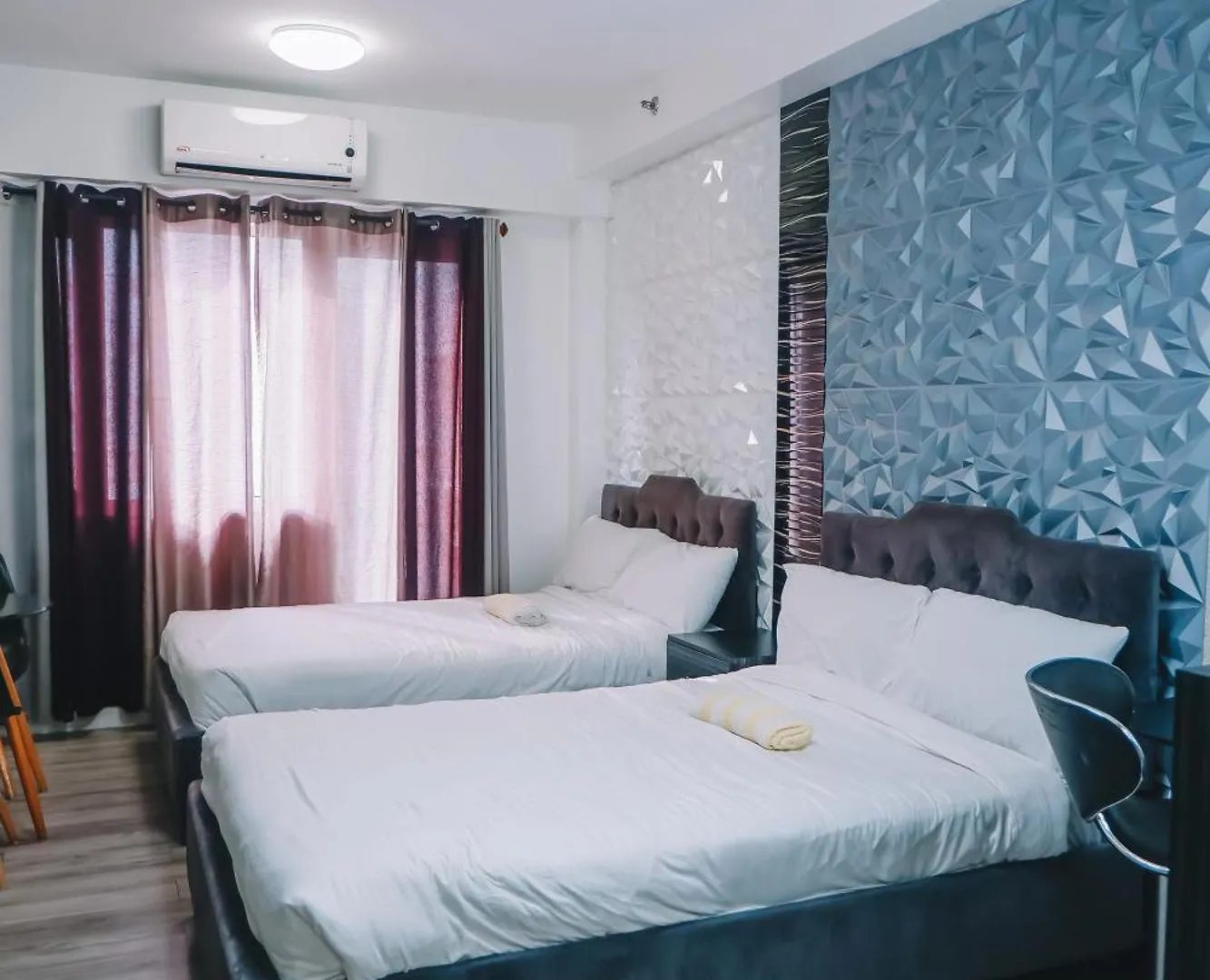 Premier Staycation At Shore 1 Moa By Zurich Property Management Manila Aparthotel